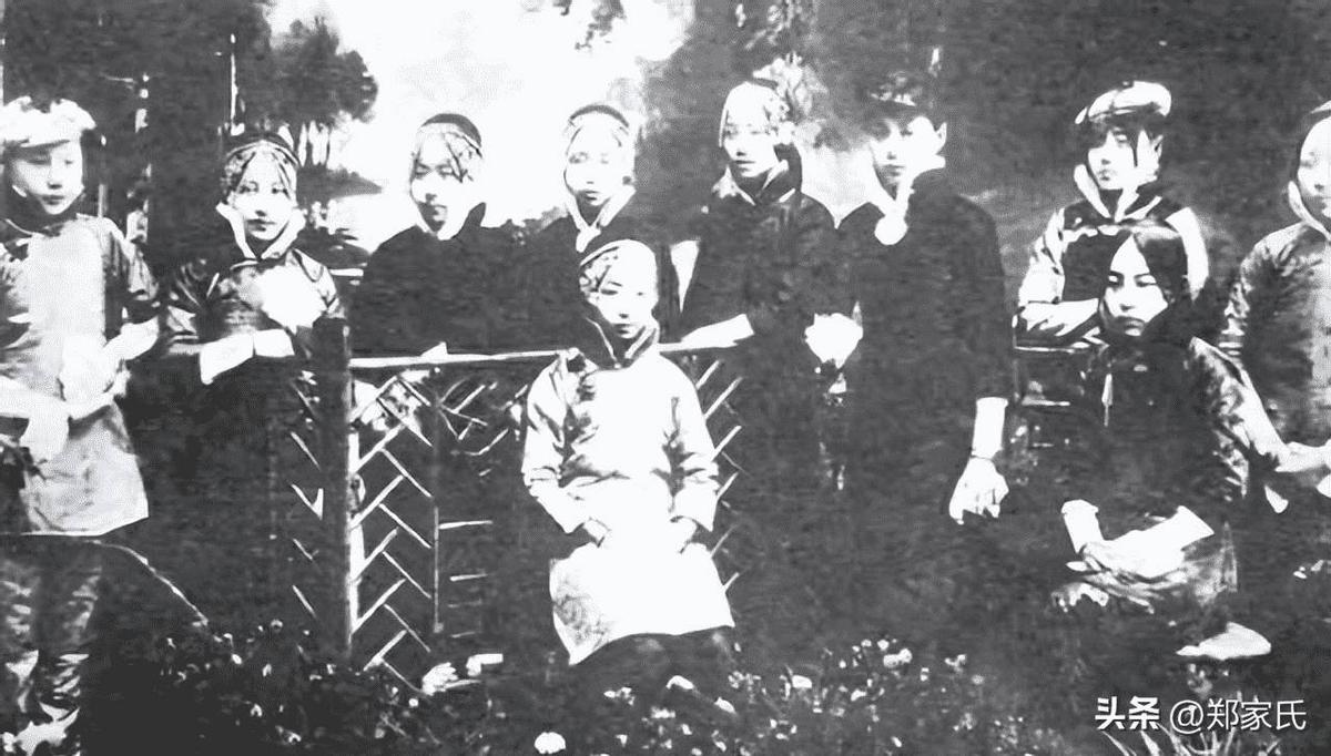 【晚清*楼青**风情】*楼青**女丰乳肥臀，媚态撩人，魅力无限！