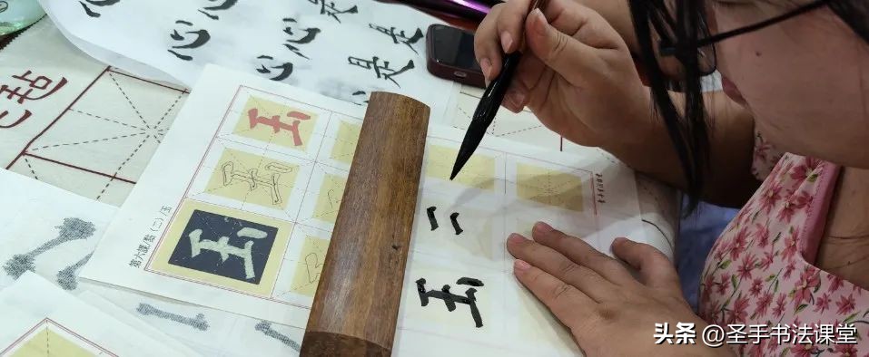 中小学毛笔书法教与练系列,毛笔书法教学技巧培训班