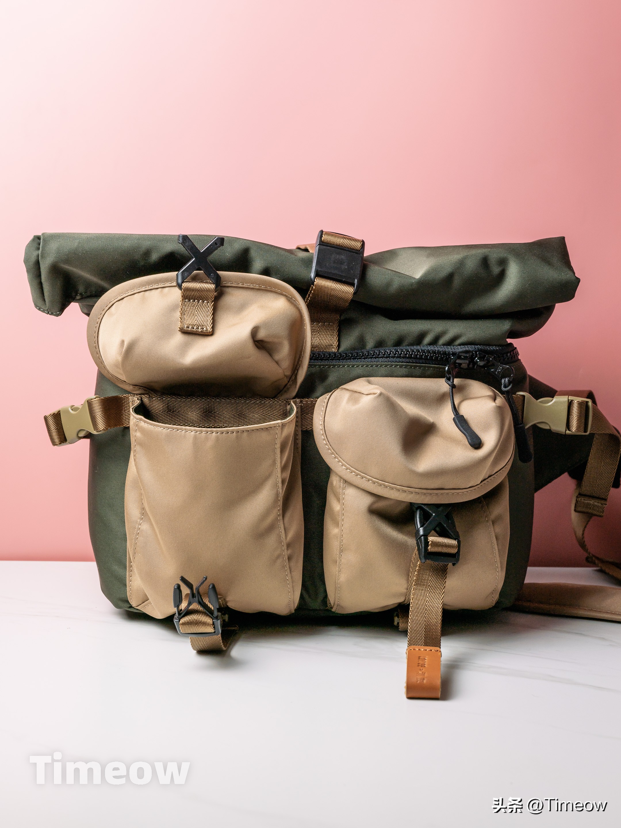 我终于买了人生第一个相机包洛斐遍野斜挎相机包