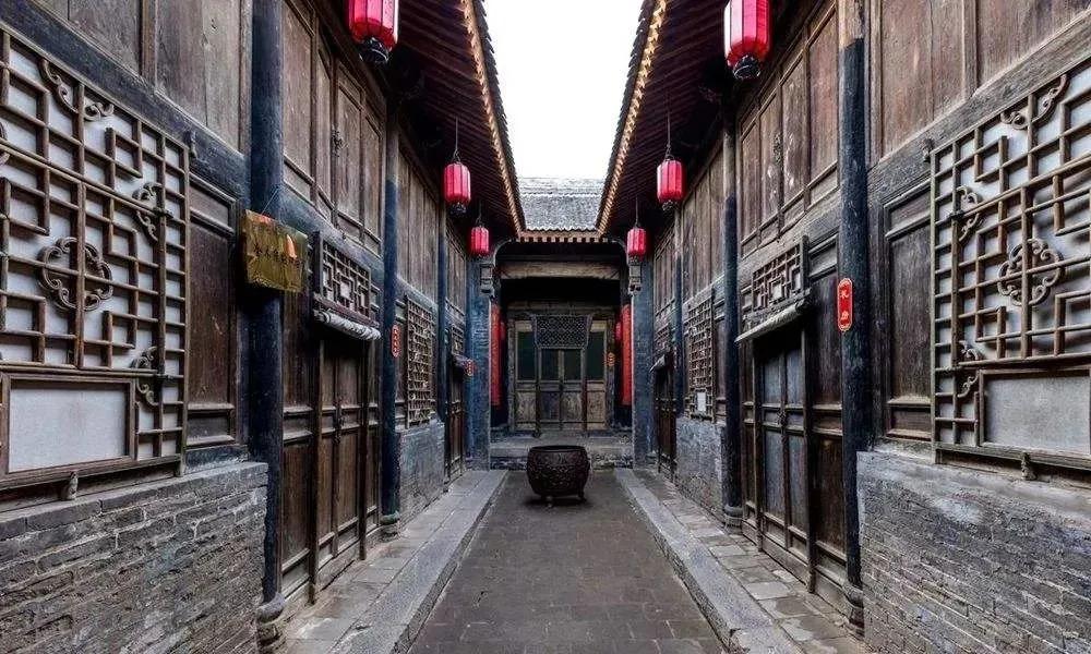 别惦记秦岭了，这条黄河边的观光路，全是旅游爱好者的“硬菜”