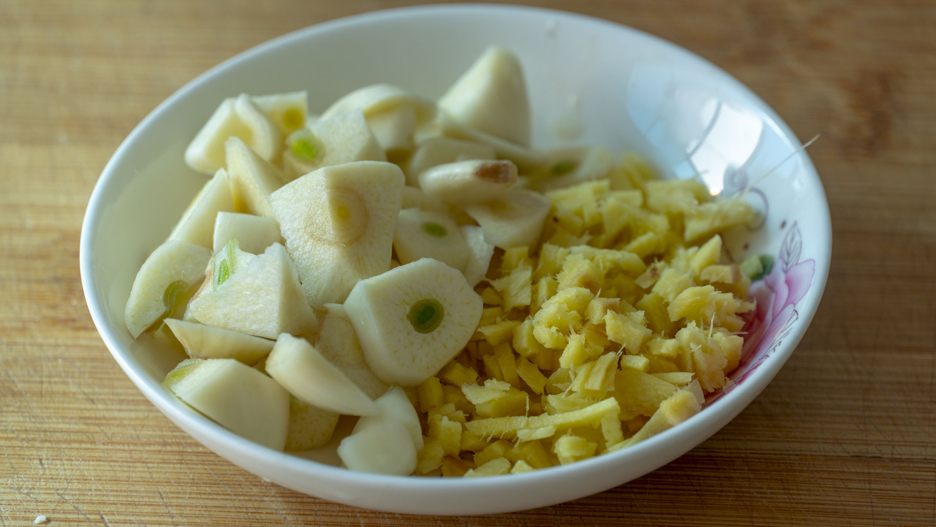 酸菜好吃不发臭的做法,酸菜鲜做的酸菜怎样吃才能更安全