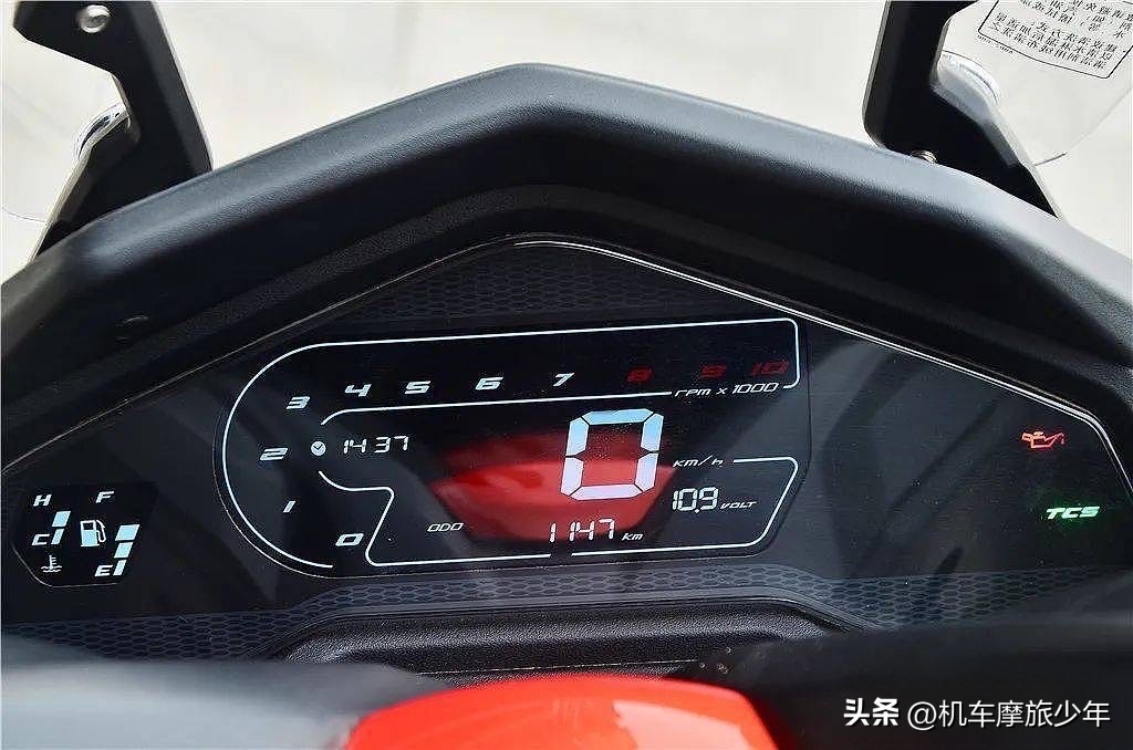 雅马哈xmax300和光阳s350极速表现,雅马哈xmax300和光阳赛艇s350