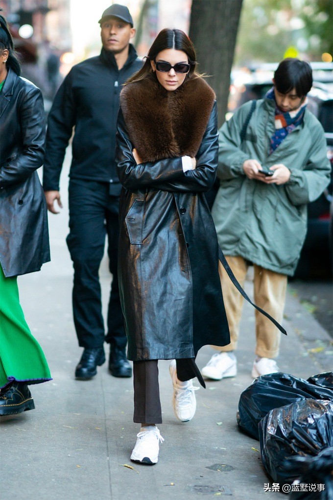 女明星冬天搭配,异域风情女明星穿衣