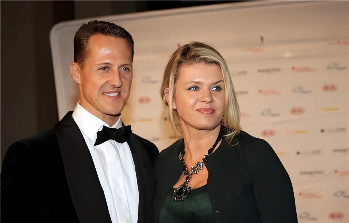 车王舒马赫7连冠,昏迷6年的车王舒马赫终于苏醒