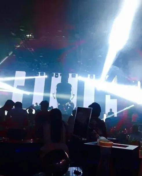 夜店狂欢很有意思吗,为什么大家想去成都