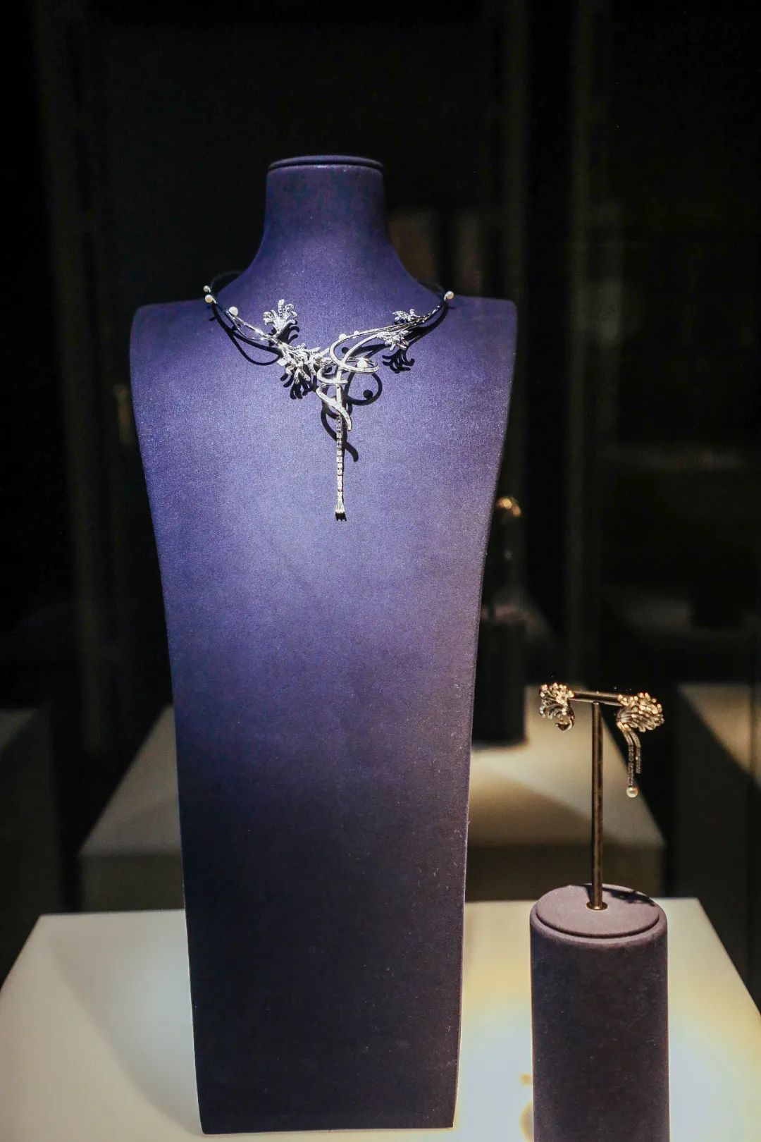 十大珠宝品牌哪些不值得买,珠宝选择什么牌子好