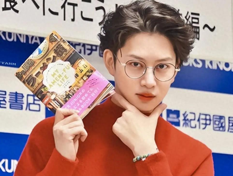 金希澈唱艺声part,金希澈艺声认哥