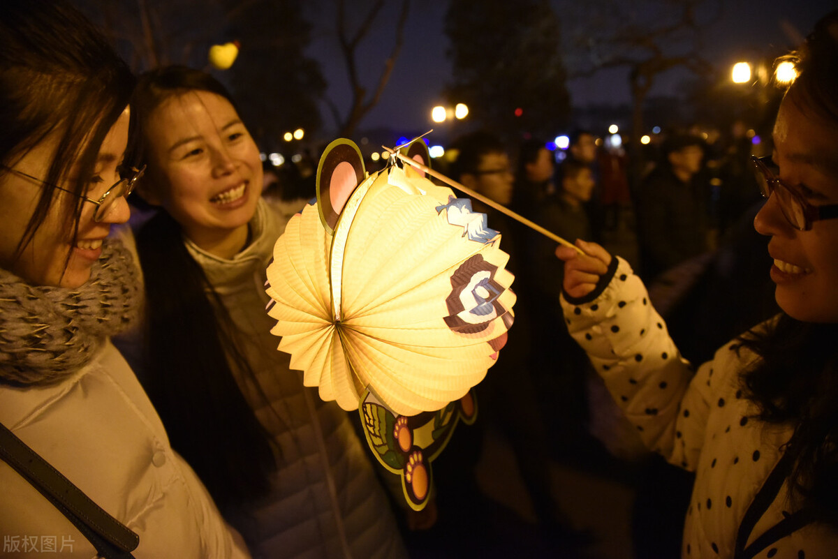 正月十五夜灯,正月十五灯会游街
