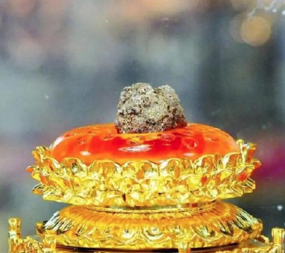 93年五台山出现的佛光,五台山老和尚圆寂天现异象