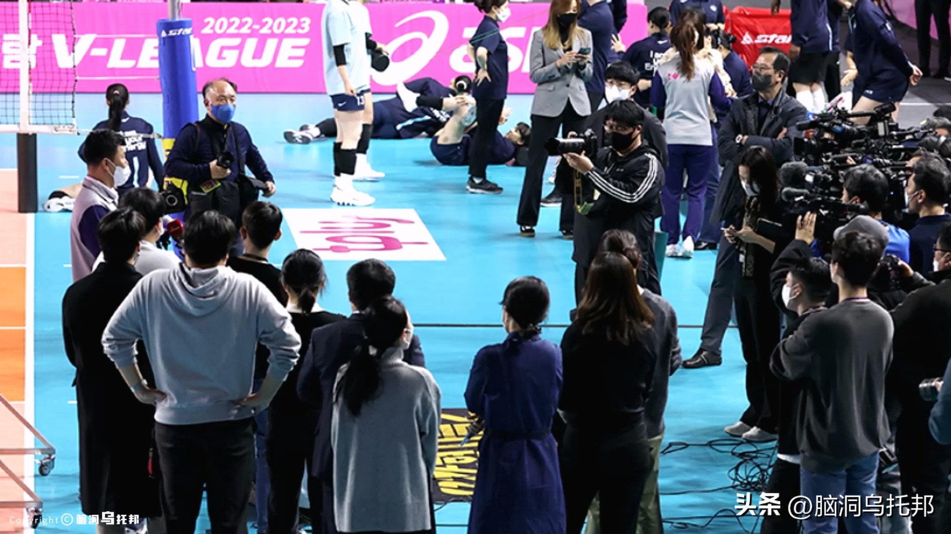 韩国排球明星李多英视频,韩国排球李多英绿色礼服