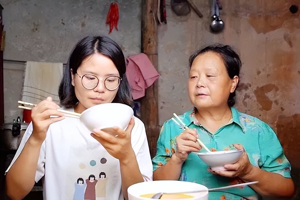 你们知道嫁一个妈宝男有多可怕吗,嫁给一个妈宝男到底有可怕