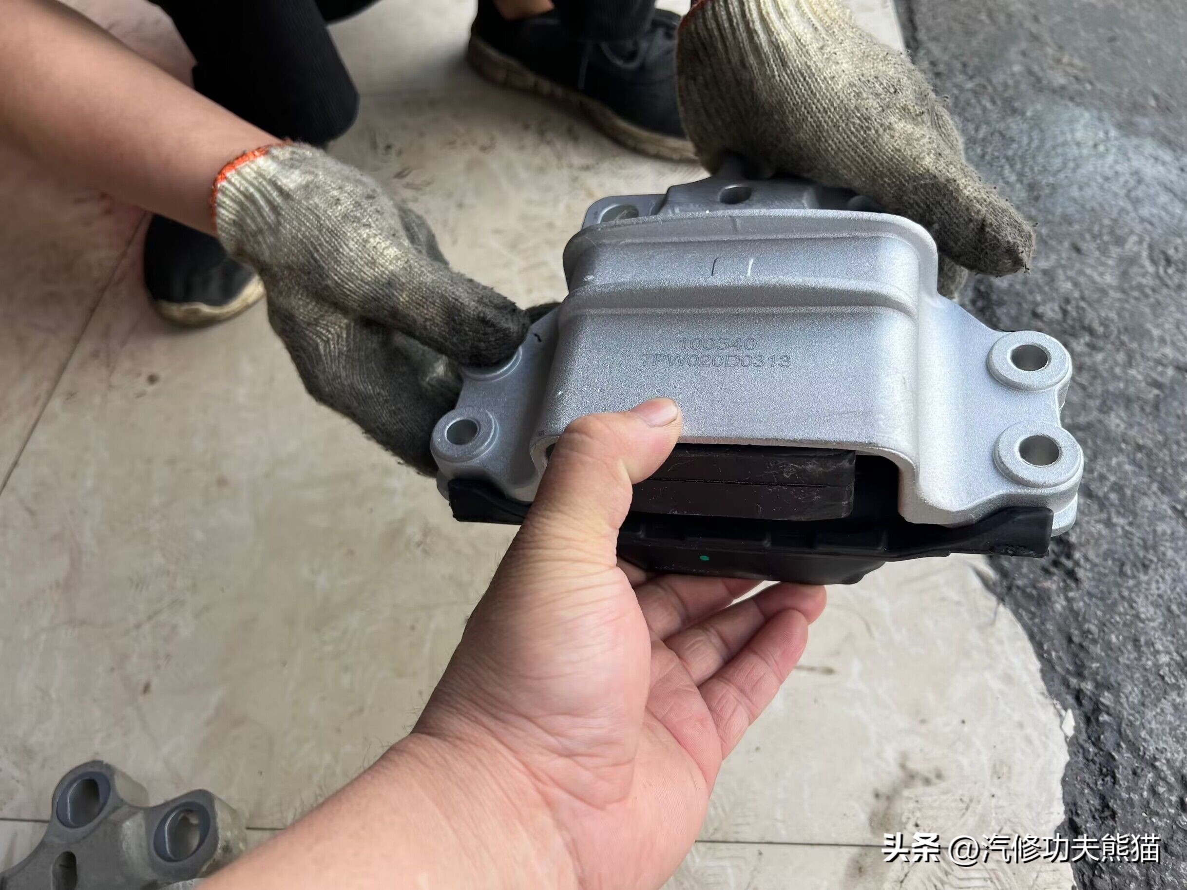 2017款大众迈腾10万公里烧机油,十年的迈腾怎么样后期维修费用