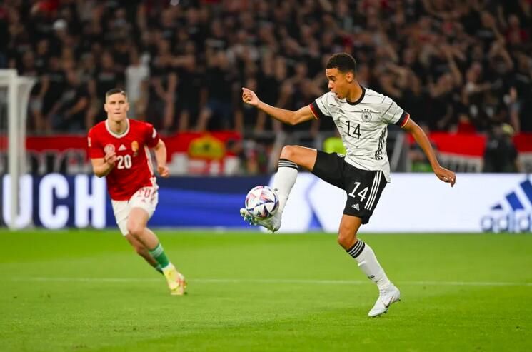 世界杯日耳曼战车阵容强势来袭,世界杯e组对阵