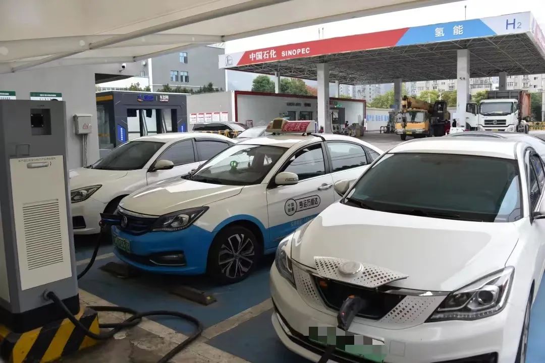 中石化新能源汽车充电桩,中石化加装新能源充电桩