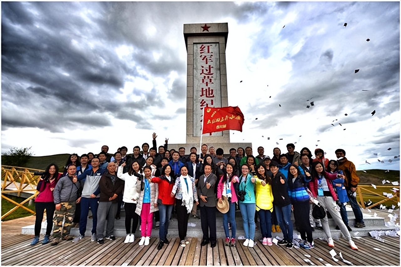 红军长征过草地有什么危险,长征时的草地危机四伏