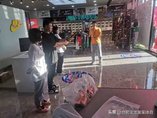 山东如何加盟阿迪折扣店,加盟阿迪耐克折扣店靠谱吗