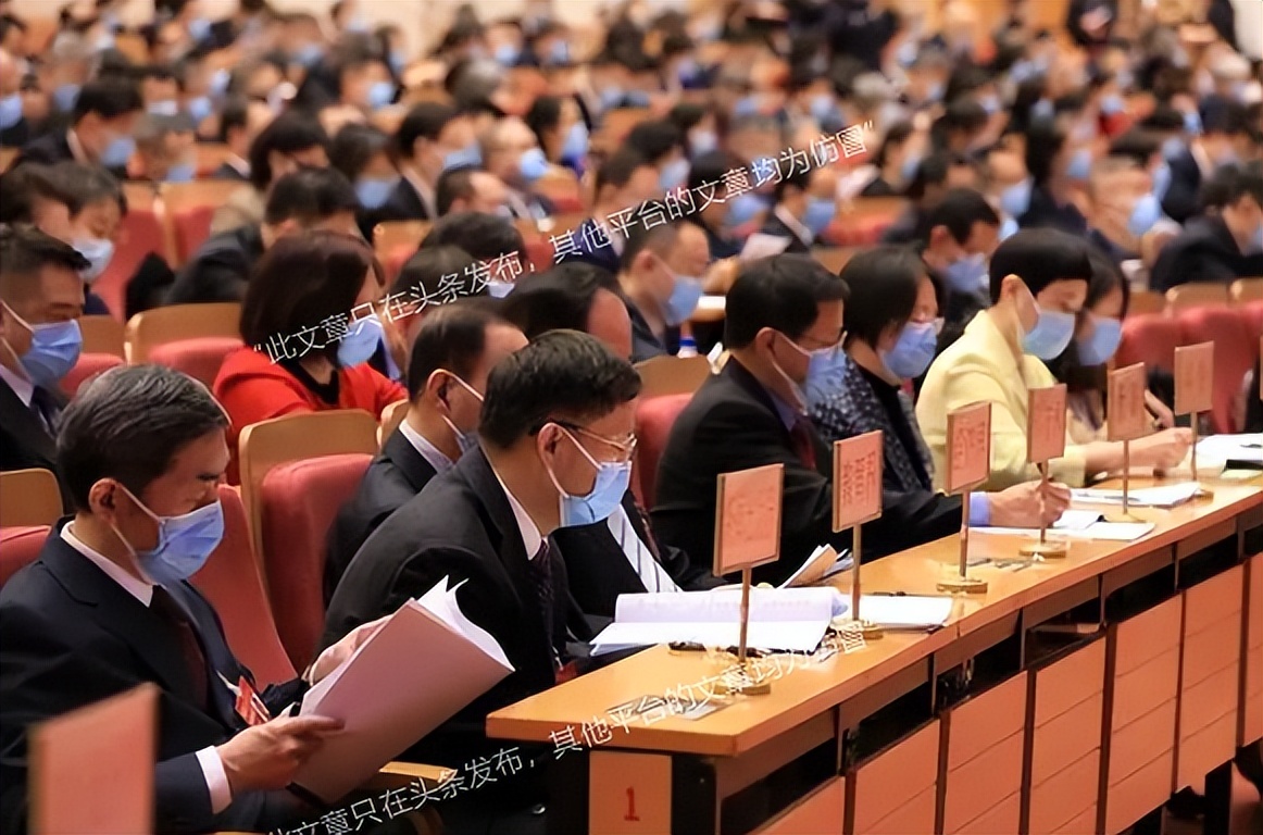 北京政协副主席李伟，落马一人检举多人，真“刑”啊！