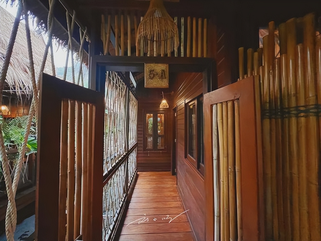 泰国北碧府漂浮酒店,泰国北碧府温泉酒店