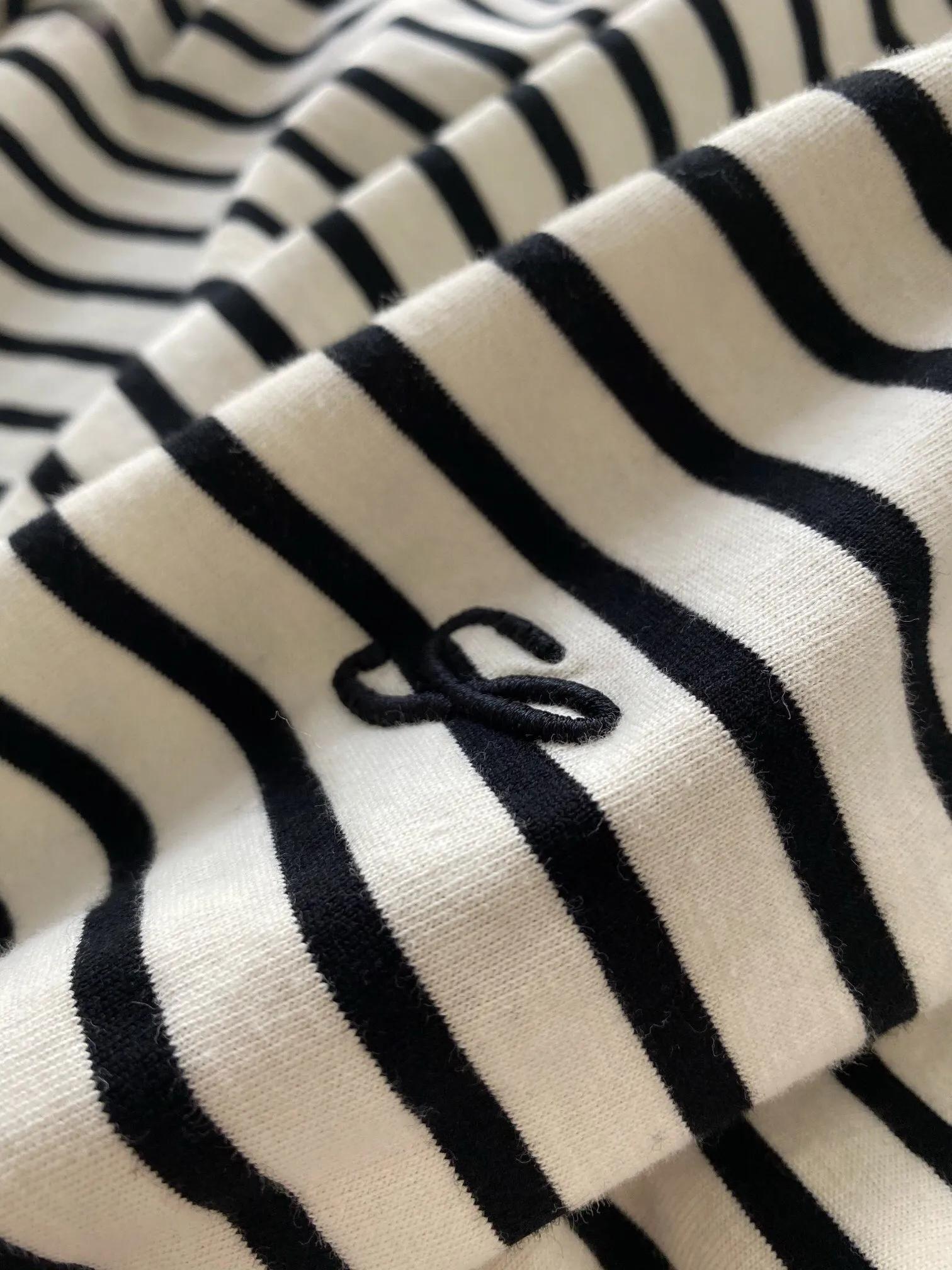 韩系短袖女显瘦,韩国经典百搭方领条纹针织短袖