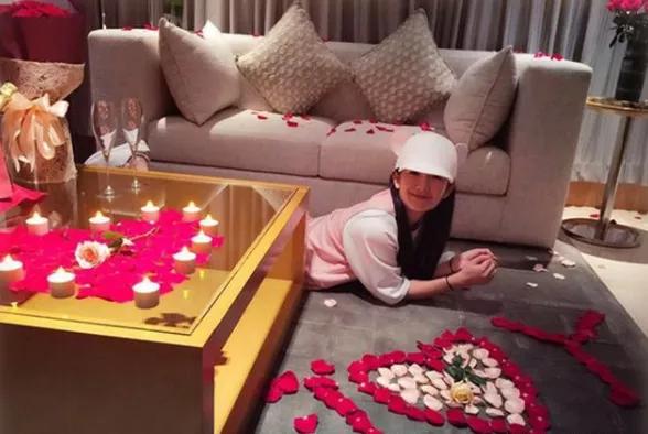 大明星住豪宅,大明星住的最贵的房子