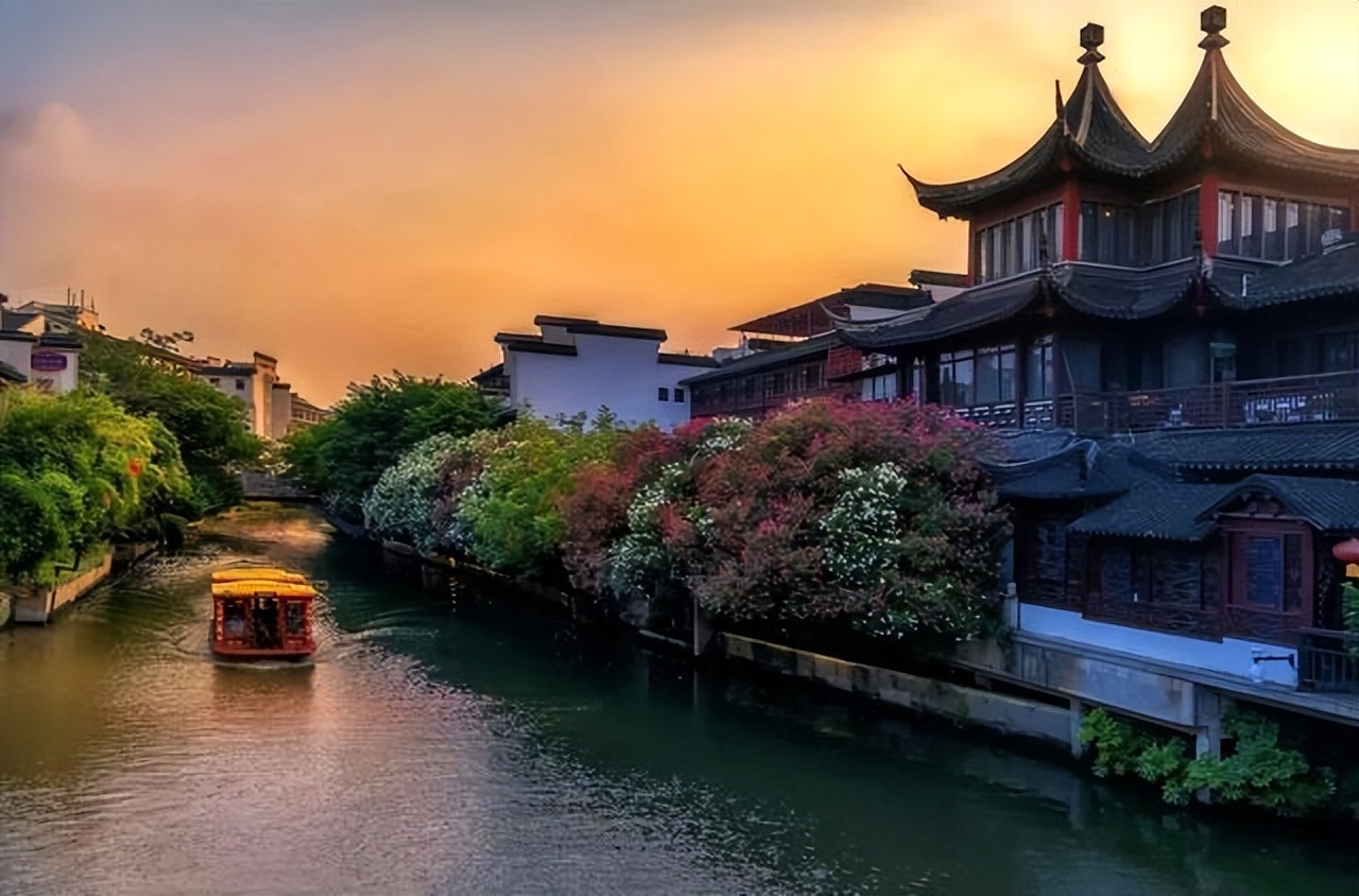 南京游玩两天攻略,南京游玩攻略两日游住宿推荐