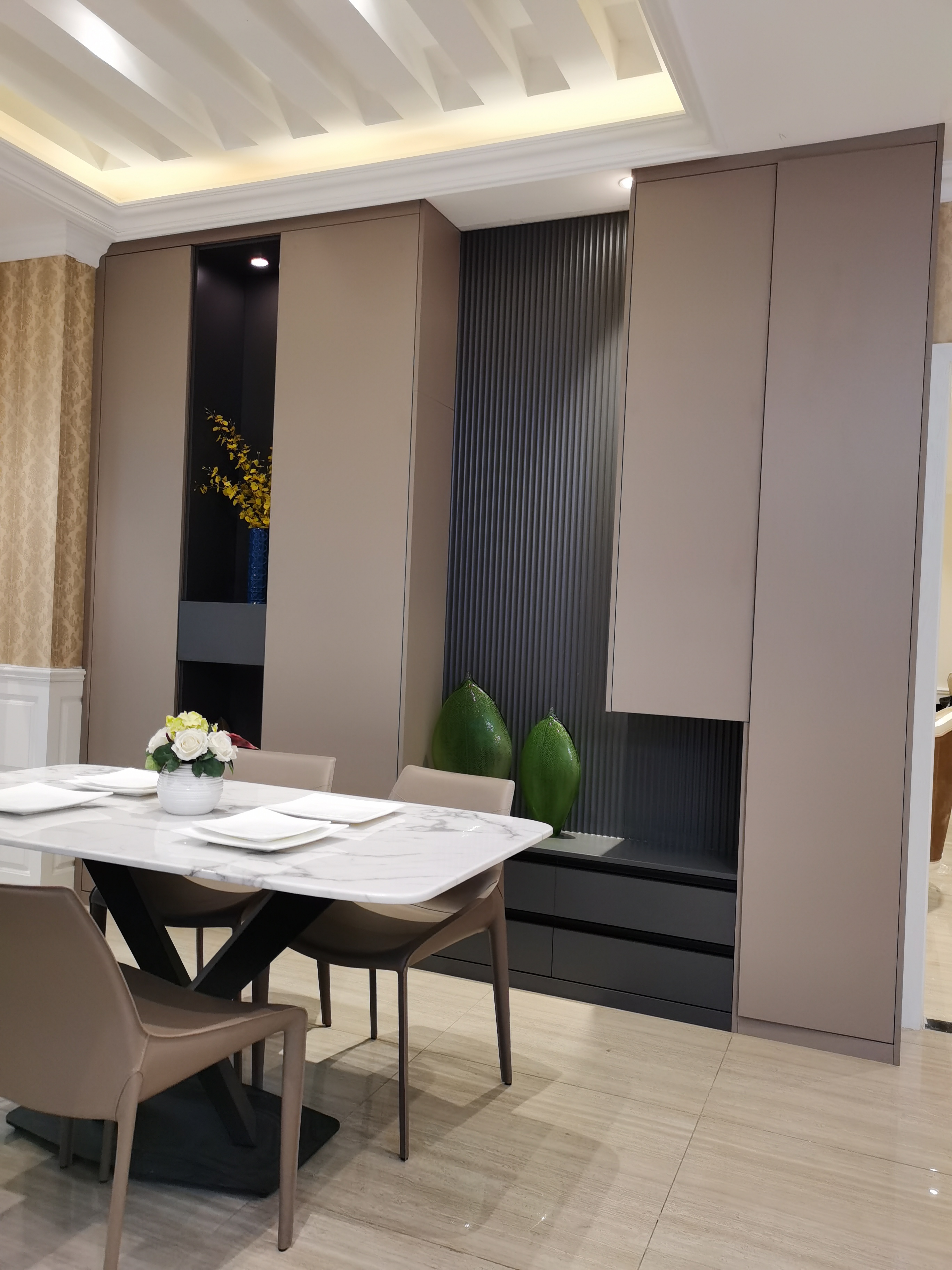 高端衣柜大全欣赏,最高级的现代风格衣柜