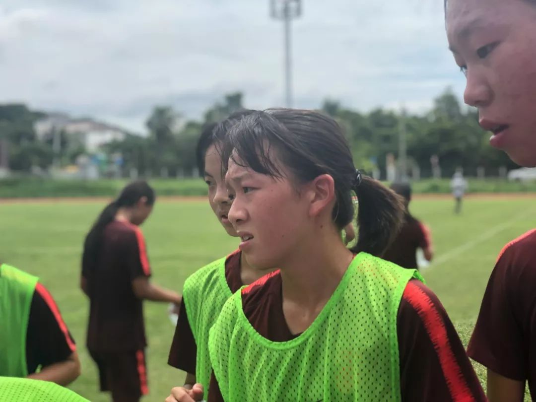 女足未来之星邹梦瑶,女足邹梦瑶入琼中女足了吗