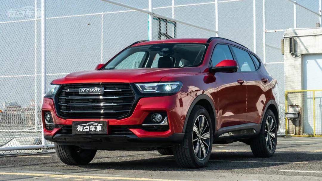 性价比高的家用车推荐哈弗h6,高性价比suv哈弗h61万