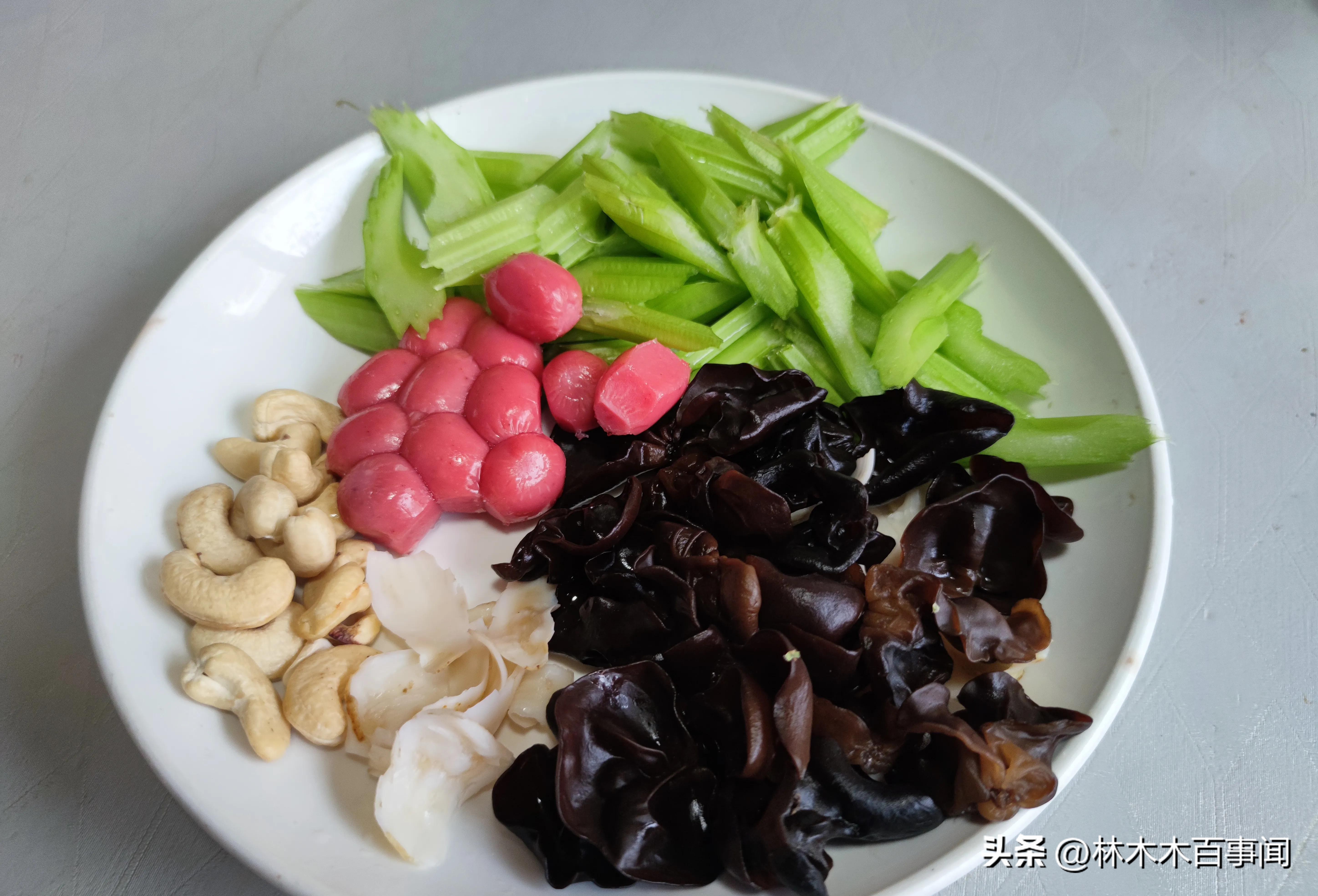 入伏后提醒大家少吃绿豆,三伏天绿豆和什么煮降暑