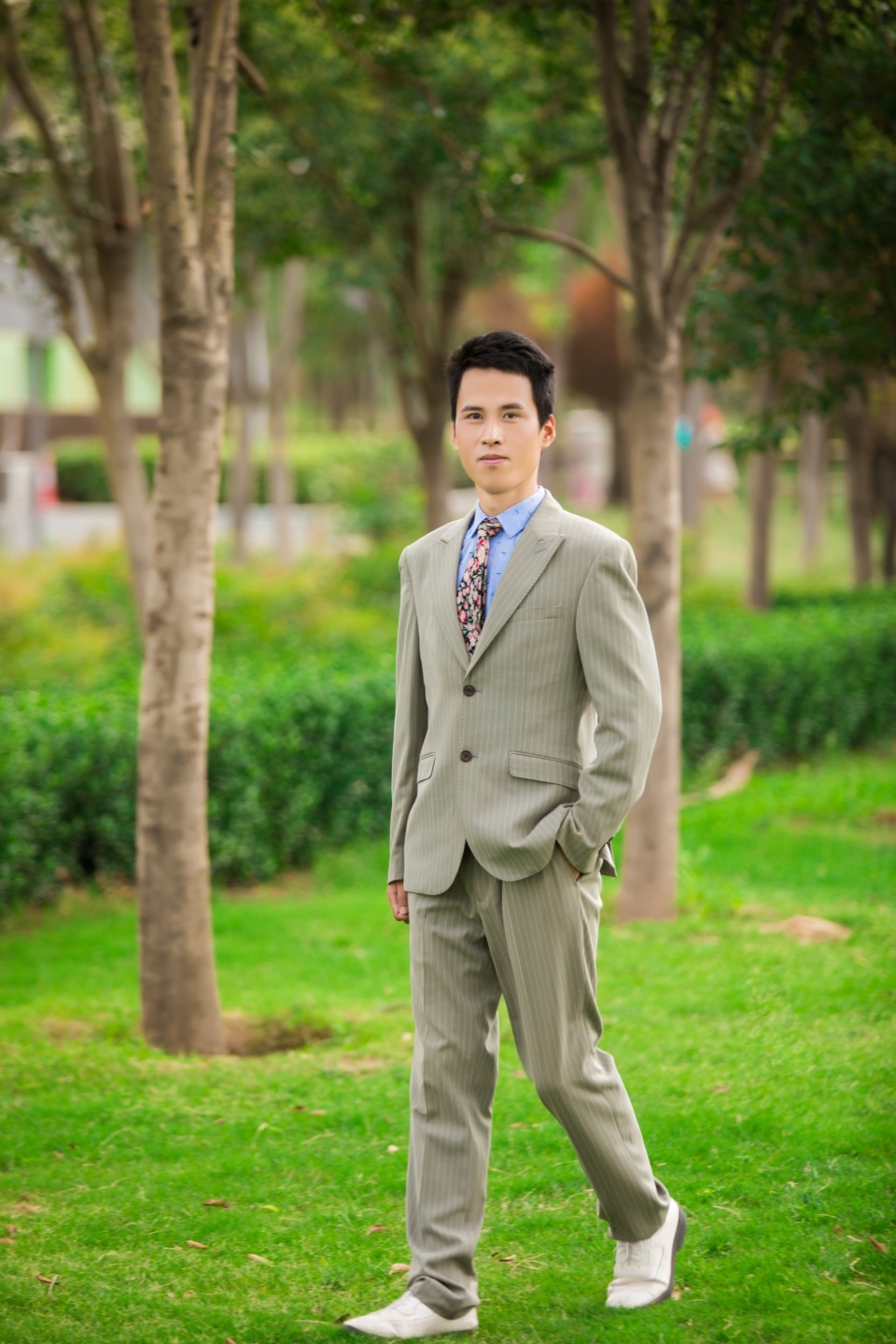 从“三无”小人物到梦想逐一实现，他经历了哪些跌宕起伏的事情？