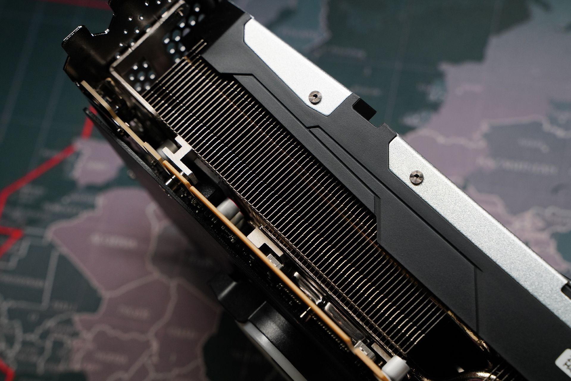 什么处理器打游戏用得比较好一点,八个处理器打游戏的性能怎么样