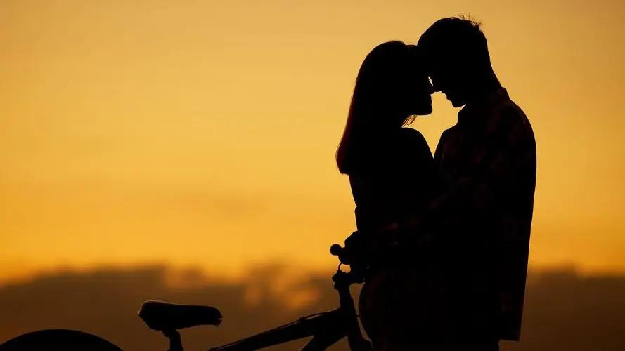 得了尿道炎会有哪些症状,尿道炎和膀胱炎的症状有什么区别