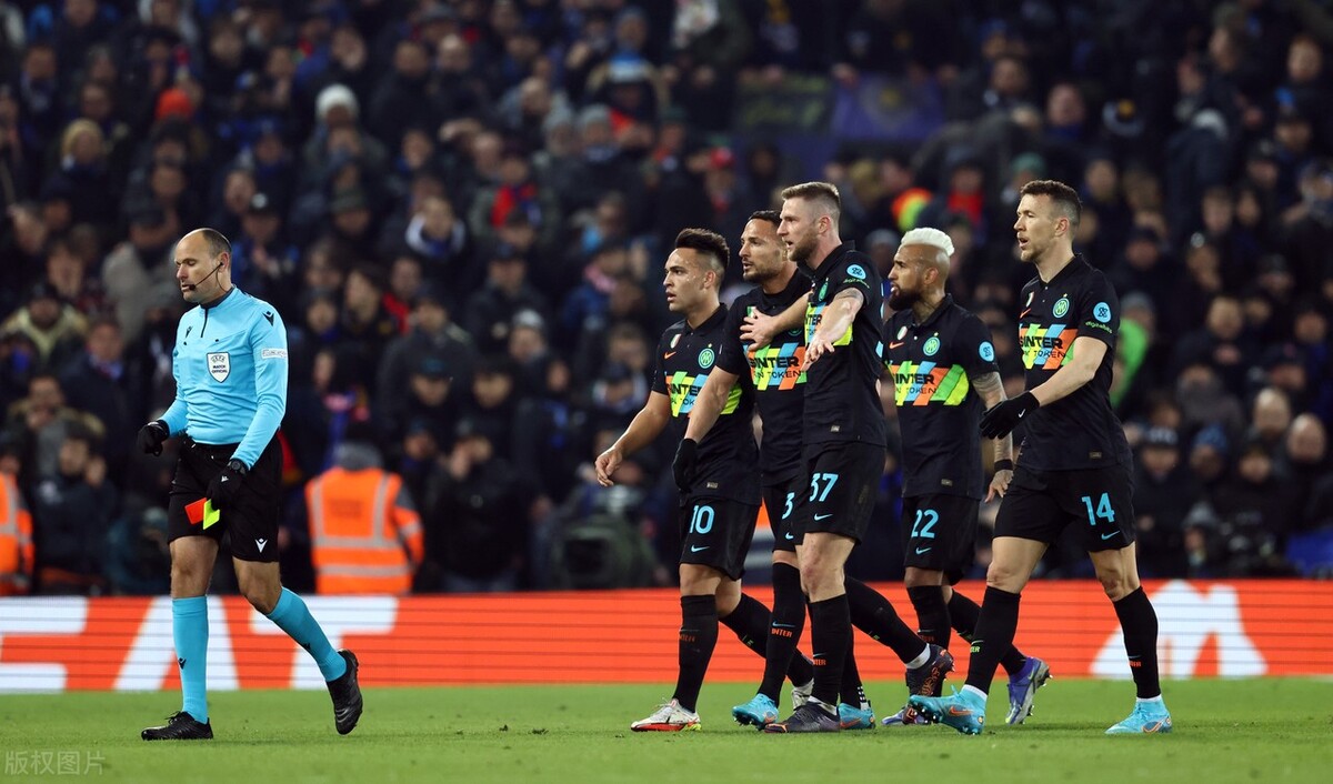 欧冠拜仁7比0血洗巴萨全场集锦,欧冠七喜惨案