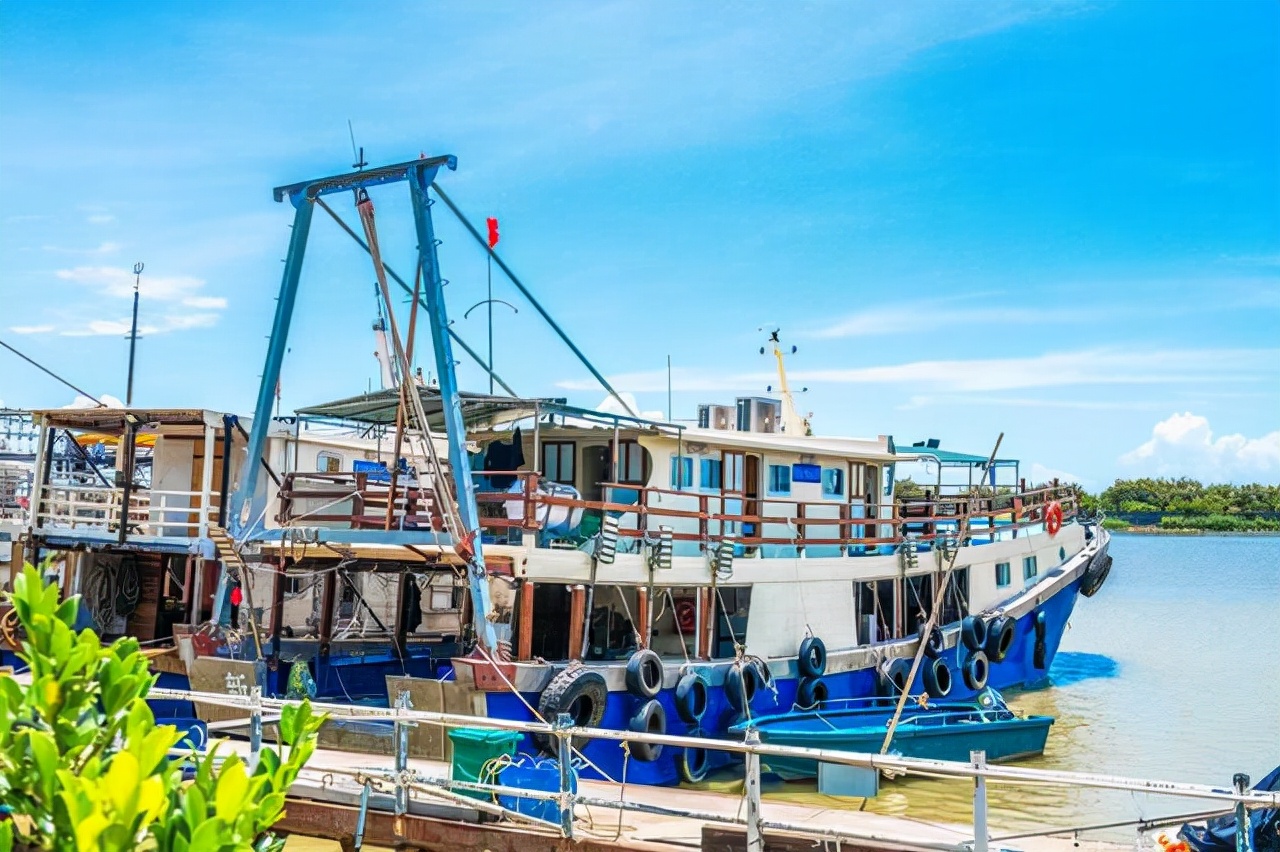 广州沿海吃海鲜的地方,广东吃海鲜最好的地方