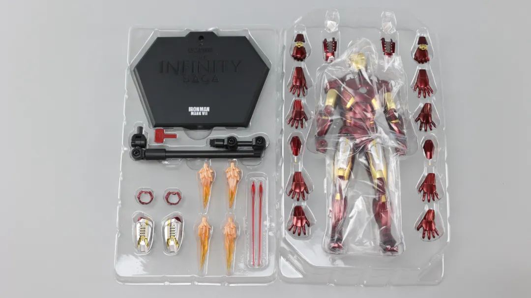 钢铁侠的最强战甲是哪个,钢铁侠最强战甲vs蝙蝠侠最强装甲