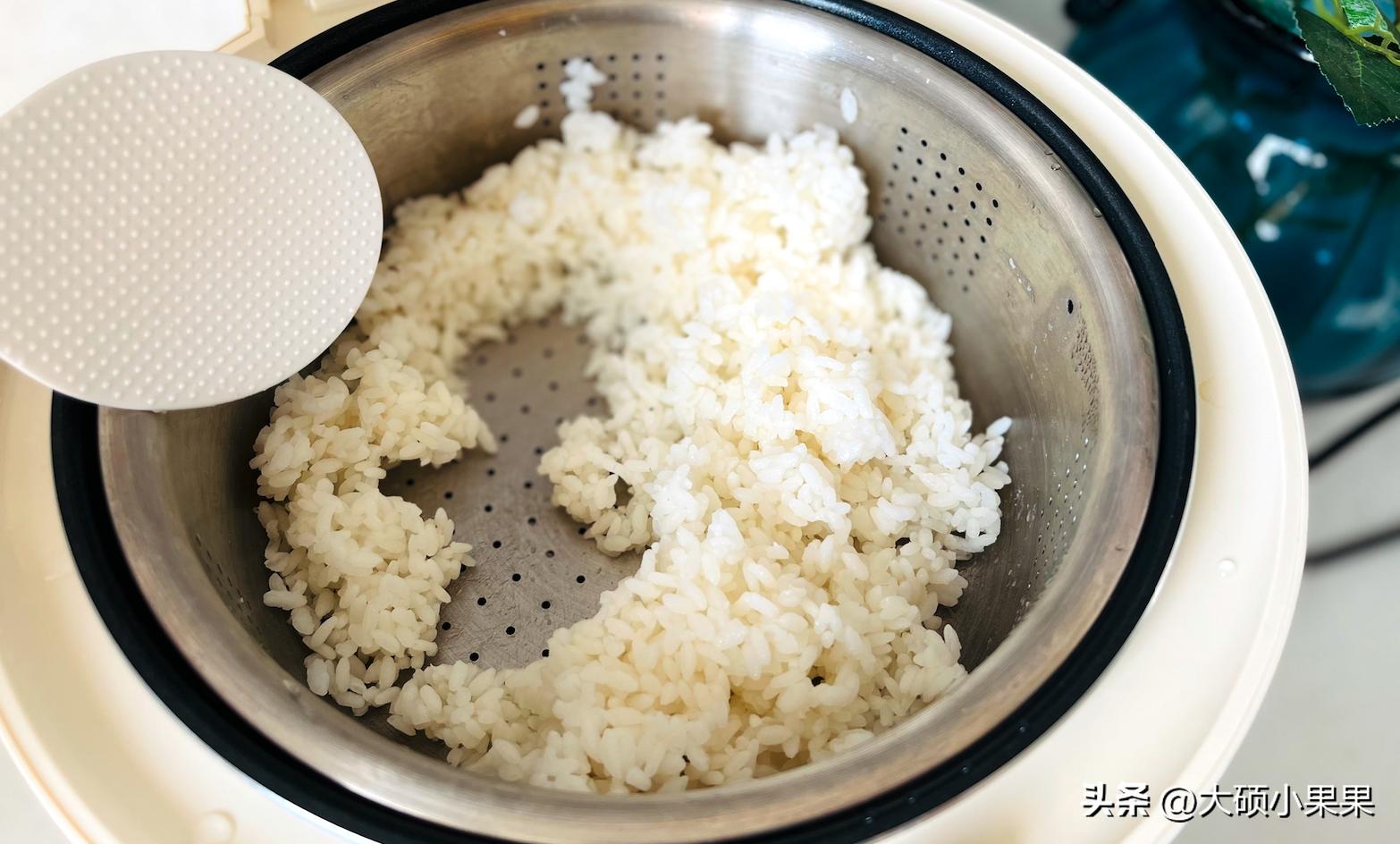 沥米饭电饭煲的制作方法,有做沥米饭的电饭锅吗