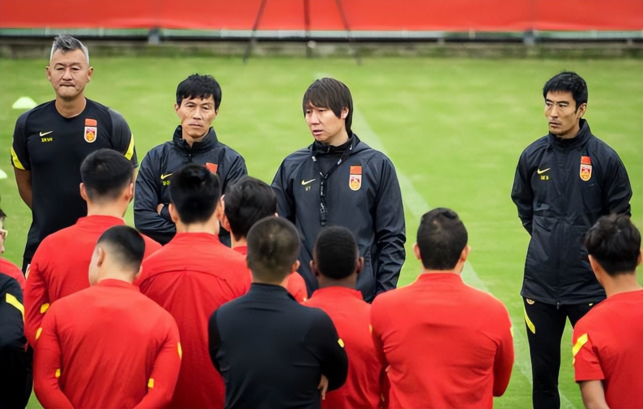 fifa排名国足跌出亚洲前10,fifa最新排名国足