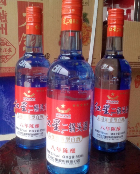 牛栏山是酒精酒为啥还那么火,十几块钱的牛栏山酒