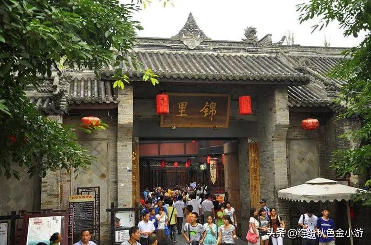 南阳武侯祠探访三国故地,武侯祠是介绍三国的吗