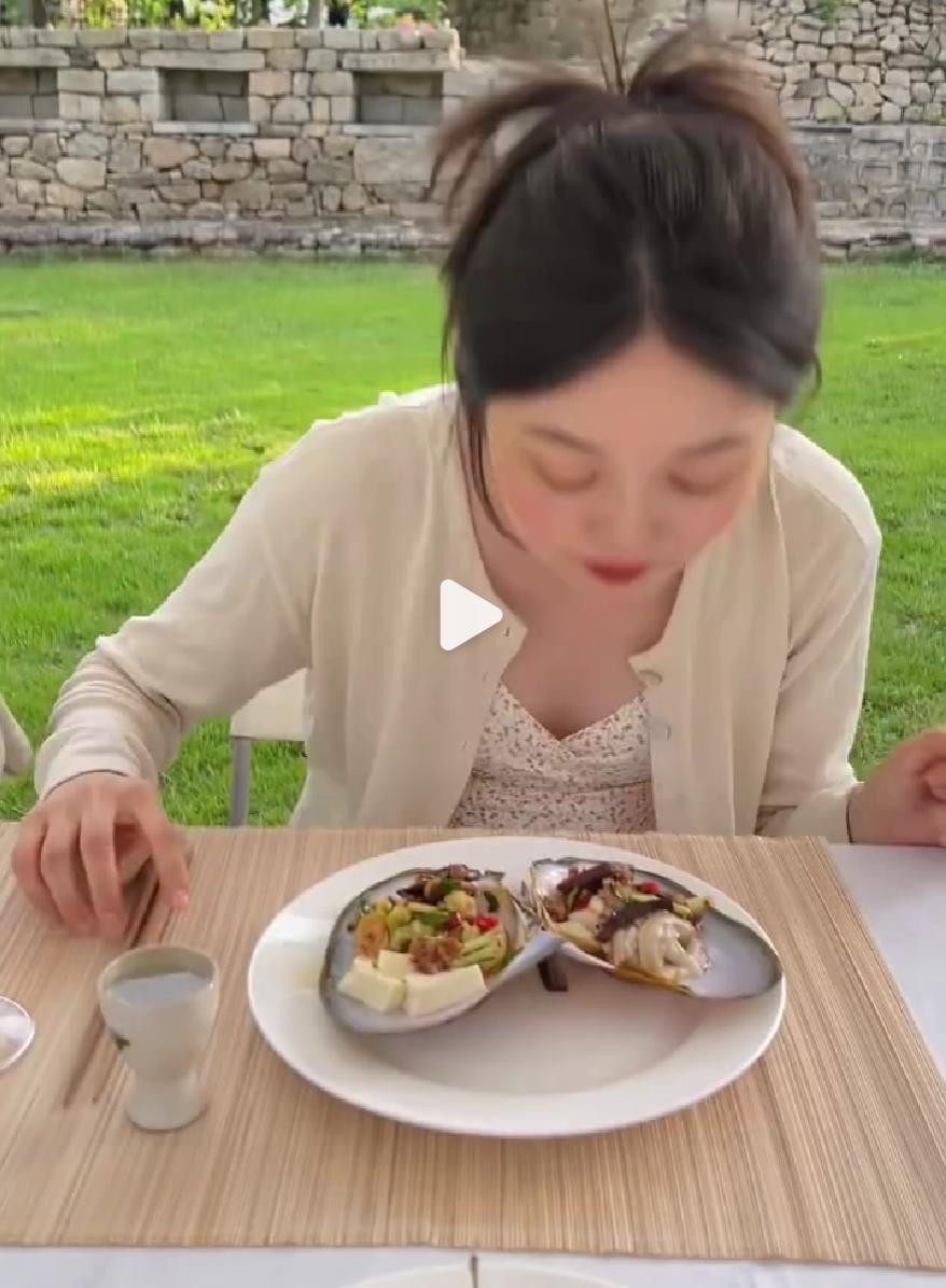 网红晚晚：炫富频翻车，豪门贵妇变寒门贵妇成群嘲，老公也不省心