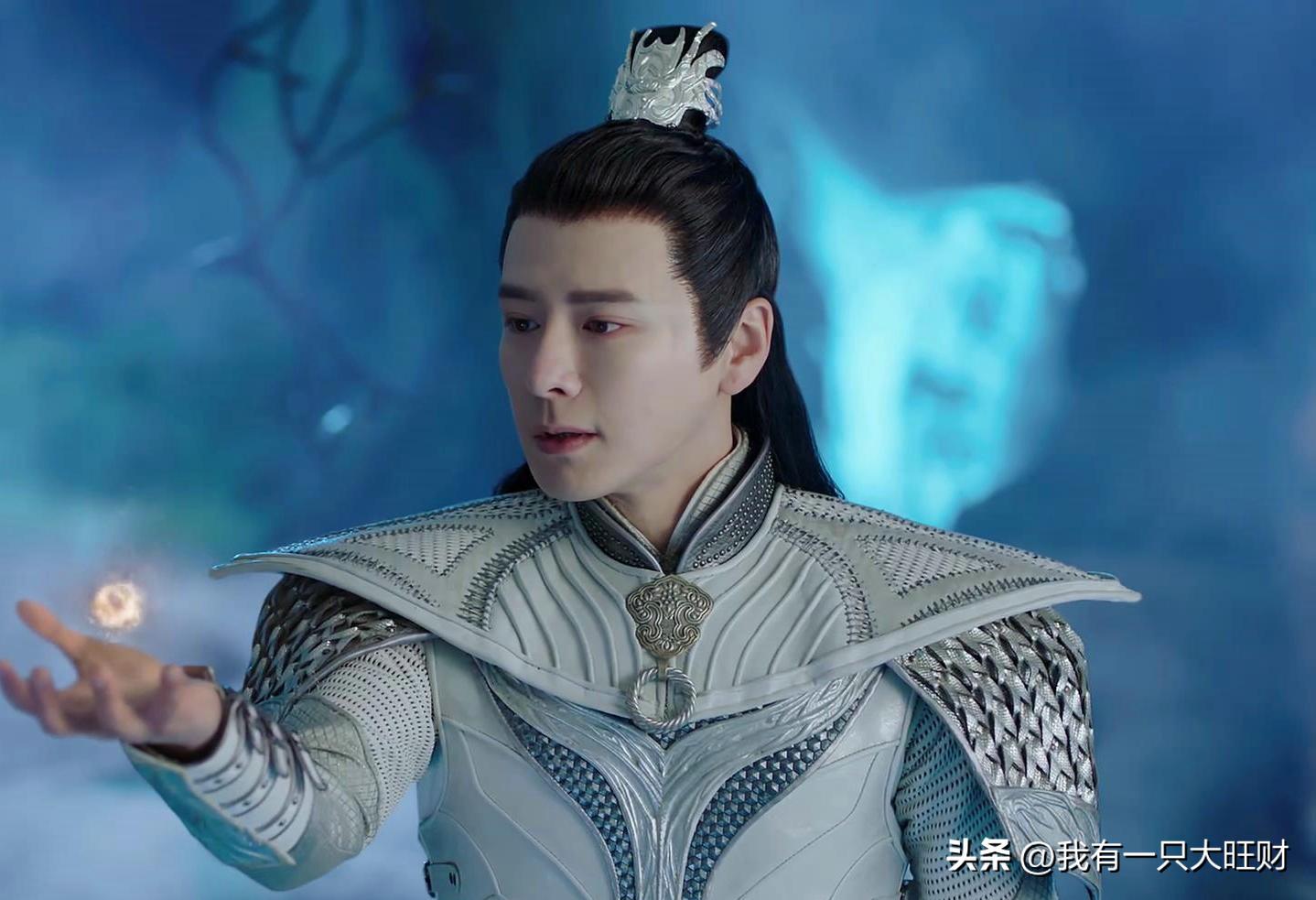 《月歌行》心魔皆因执念起,谢令奇千年等待,却换来与师妹的诀别