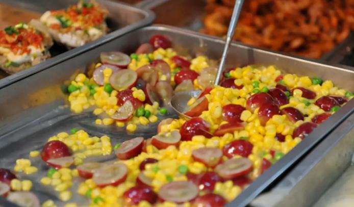 大学食堂违规案例,大学食堂的猫腻