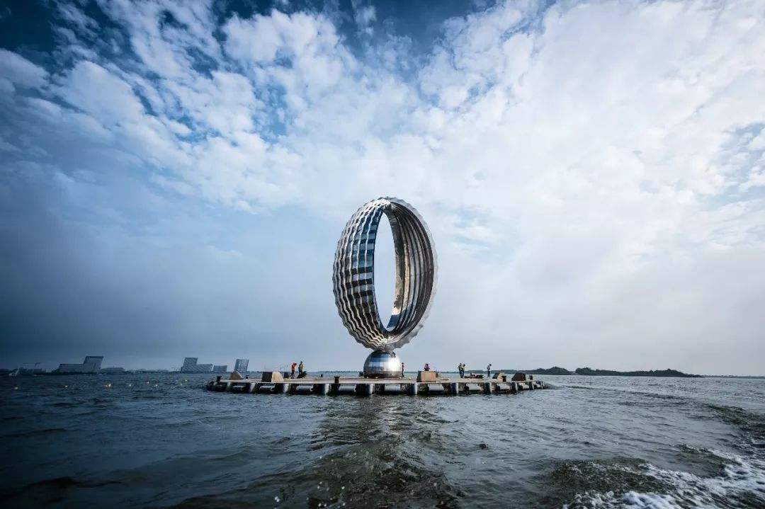 魔都上海是一个非常有机遇的城市,上海魔都深圳号称什么之都