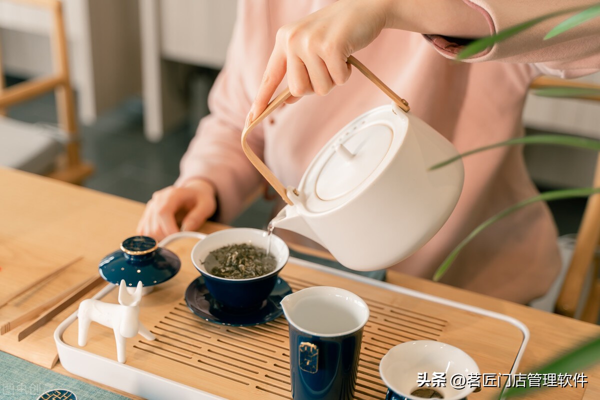 茶楼服务员具备哪些条件,乐山急招茶楼服务员