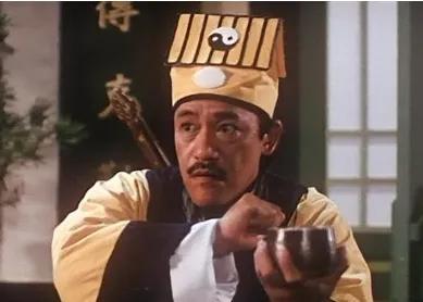 二十位被遗忘的老戏骨今昔对比,2024年去世的十三位老戏骨