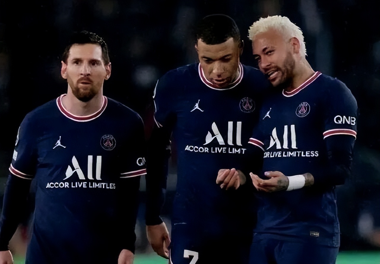 周杰伦观赛大巴黎,周杰伦赞助大巴黎