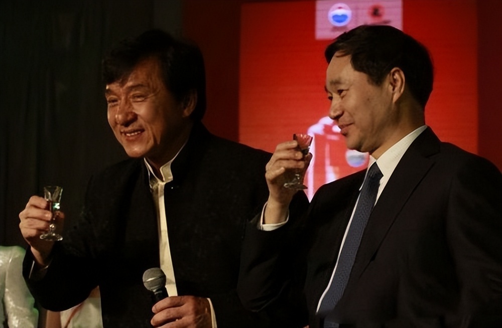 茅台成龙纪念酒详细介绍,茅台成龙纪念版