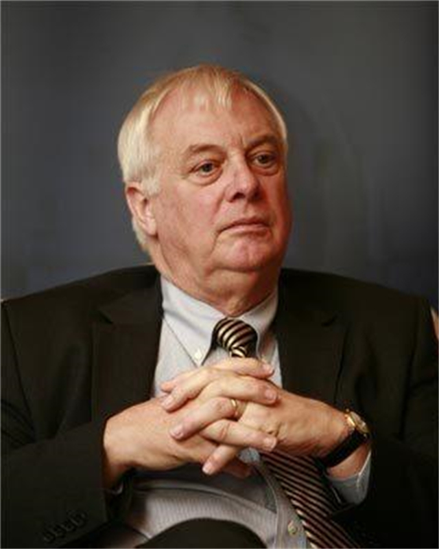 1997年香港回归场景如何，彭定康无法言喻，港督女儿哭到难以自已