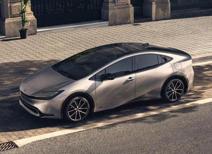 混合动力汽车普锐斯,丰田普锐斯是鼻祖