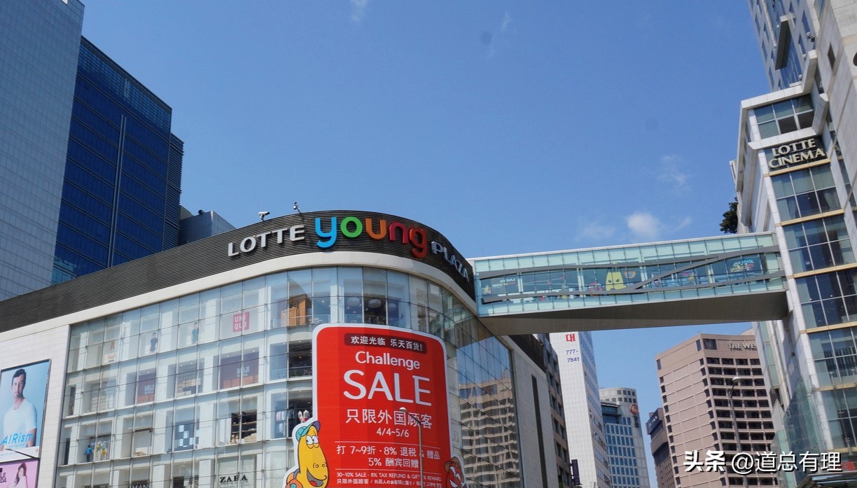 枪口对准代购，但巨头的宣战更像一场“闹剧”